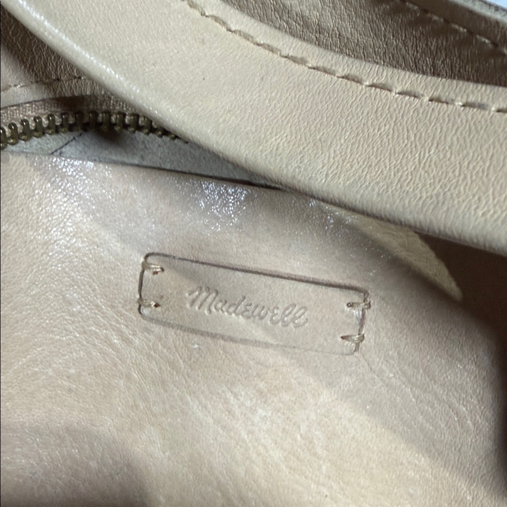 Madewell Elegant Tan Woven Leather Crossbody Bag - Picture 5 of 7